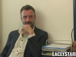 Laceystarr - medisinsk person gilf spiser pascal hvit sæd høyre etter x karakter film