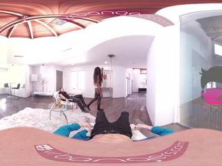 VR Bangers - [360°VR] fabulous Ebony Pole Dancer Nadia Jae fingered by 2 juveniles