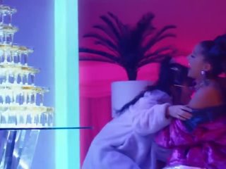 Ariana grande - 7 cincin (baru xxx film musik video 2019)