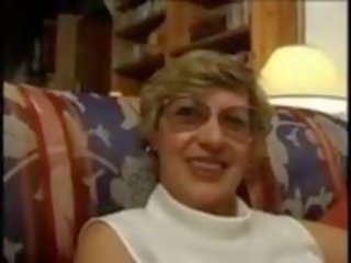 Glasses Amateur Granny 1, Free Amateur Mobile Tube xxx video show